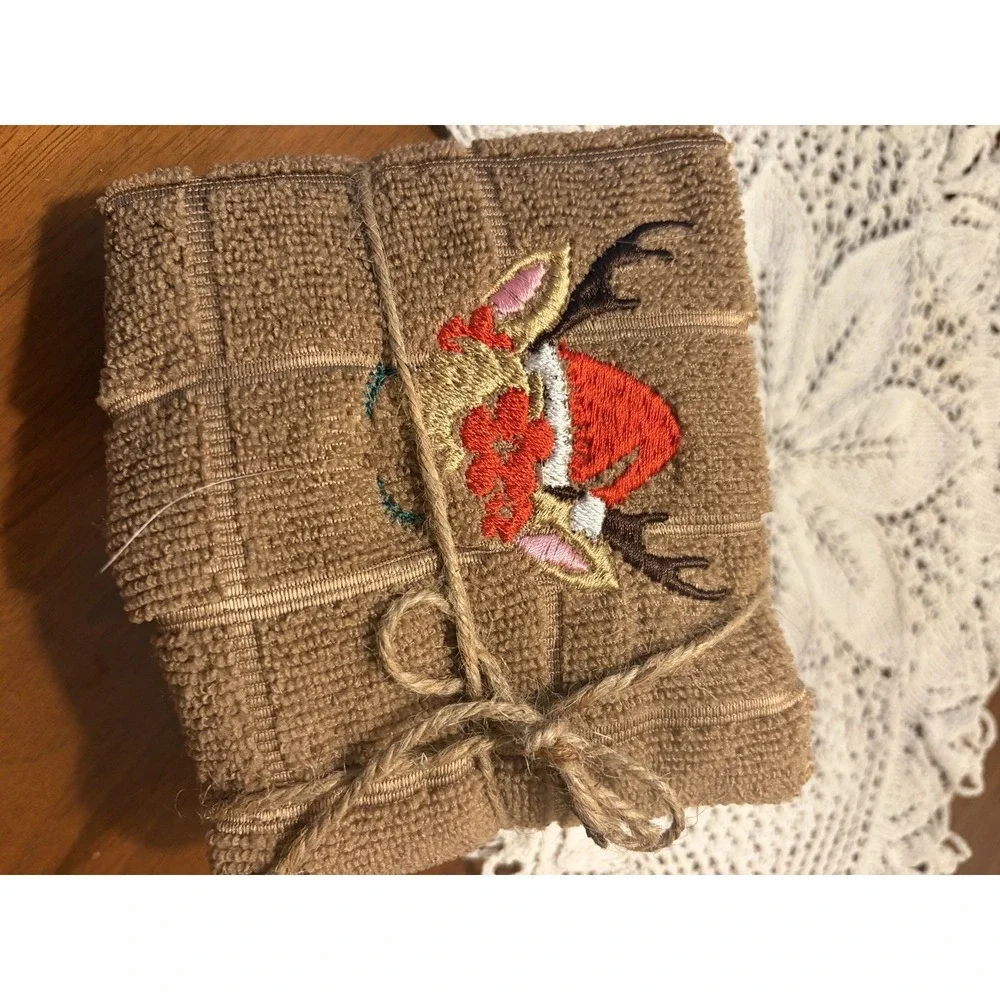 Homemade Christmas Embroidered Santa Bath & Hand Towels 100%‎ Cotton NWOT